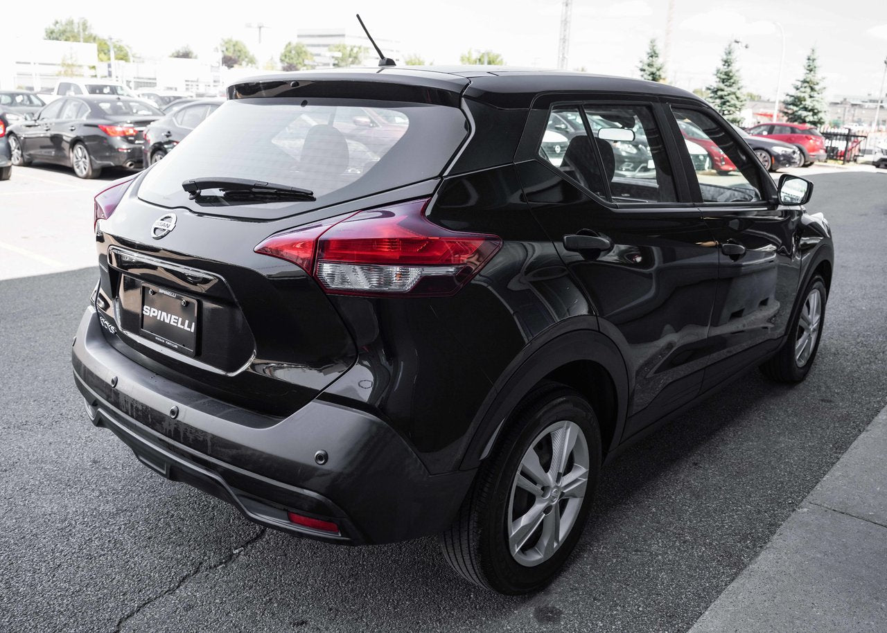 2020 Nissan Kicks S FWD