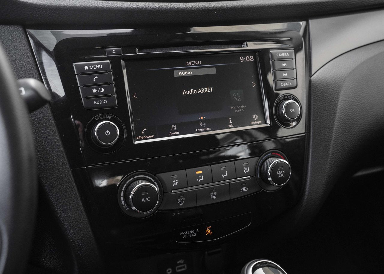 2022 Nissan Qashqai S FWD