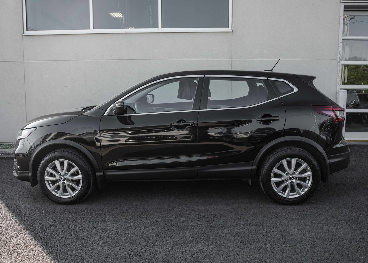 2022 Nissan Qashqai S FWD
