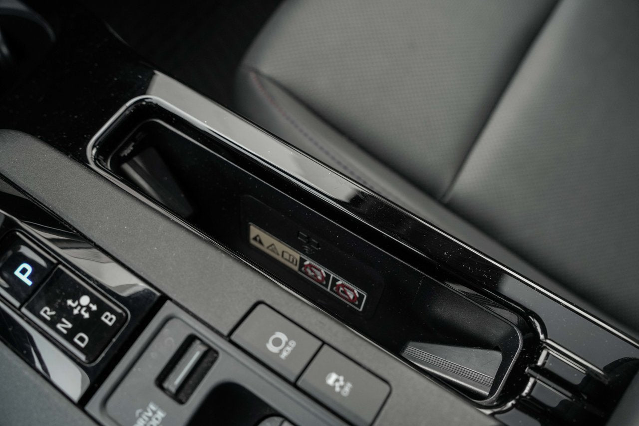 2024 Toyota PRIUS PRIME XSE