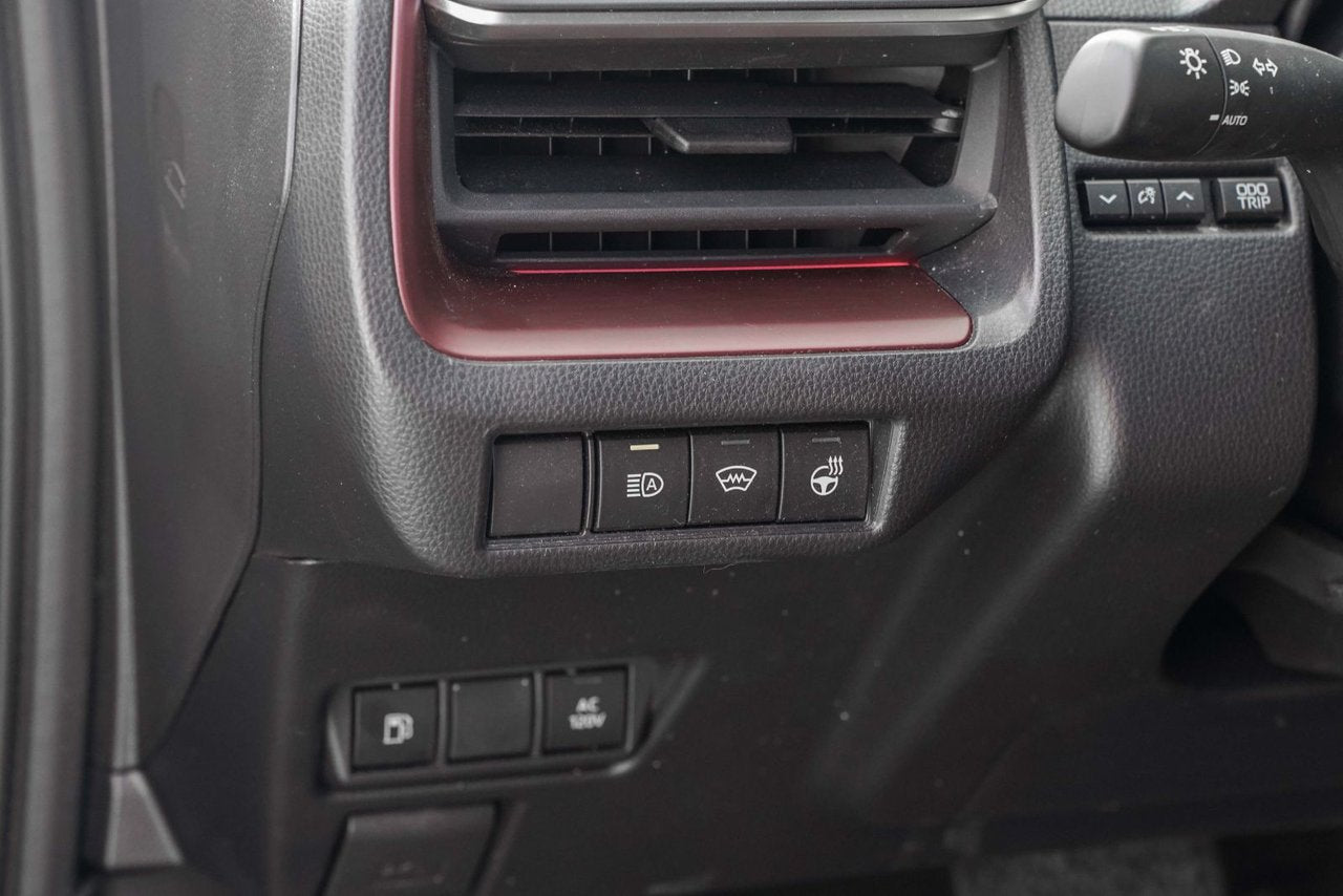 2024 Toyota PRIUS PRIME XSE