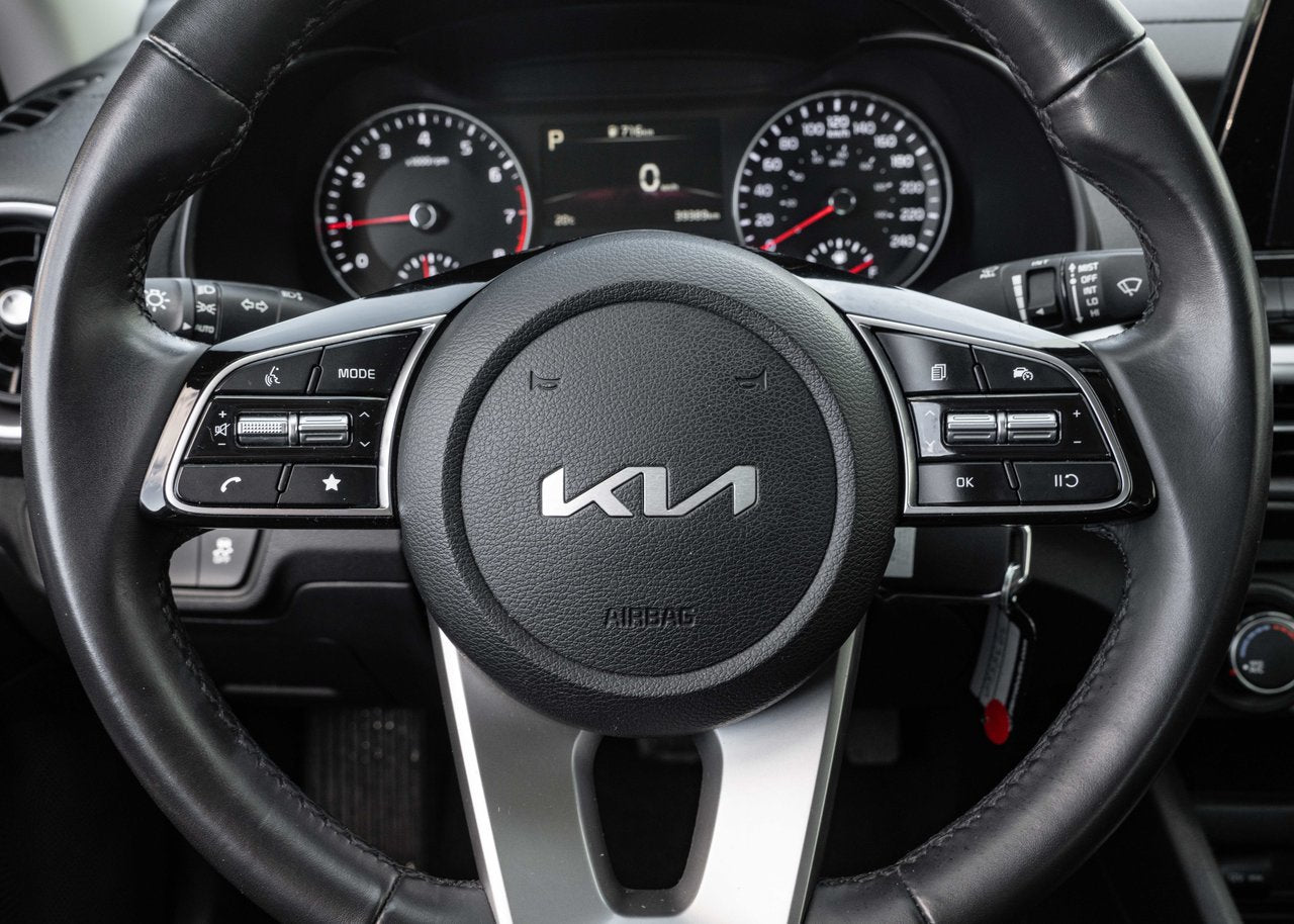 2023 Kia Forte LX