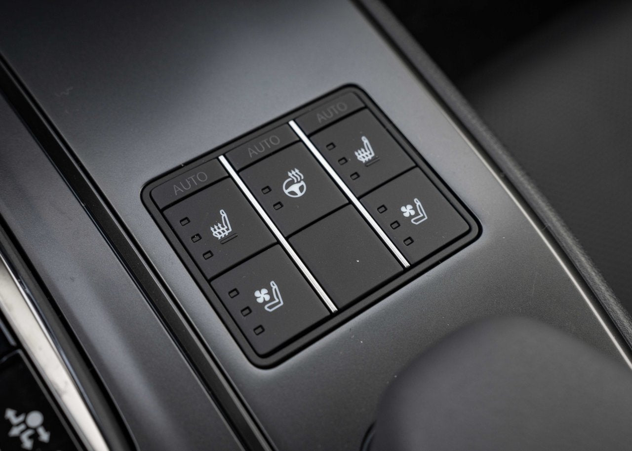 2025 Lexus UX UX 300h, AWD HYBRID