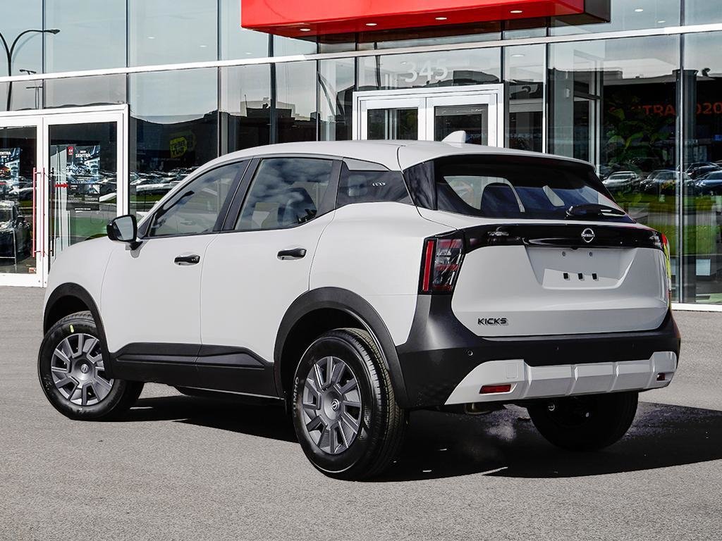 2025 Nissan Kicks S