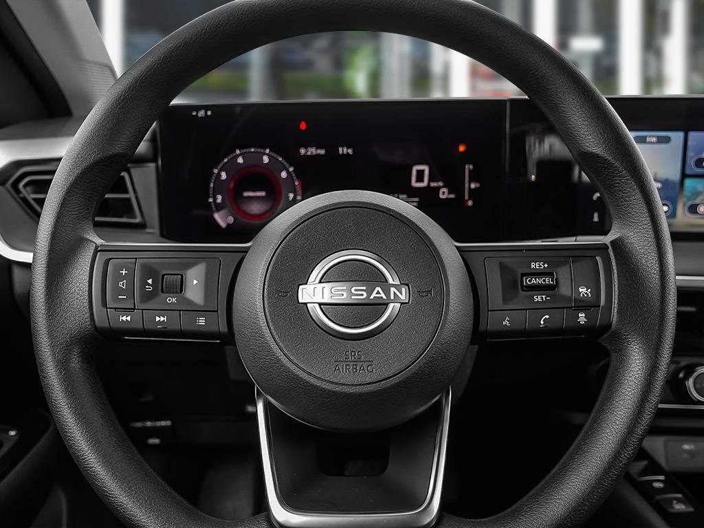 2025 Nissan Kicks S