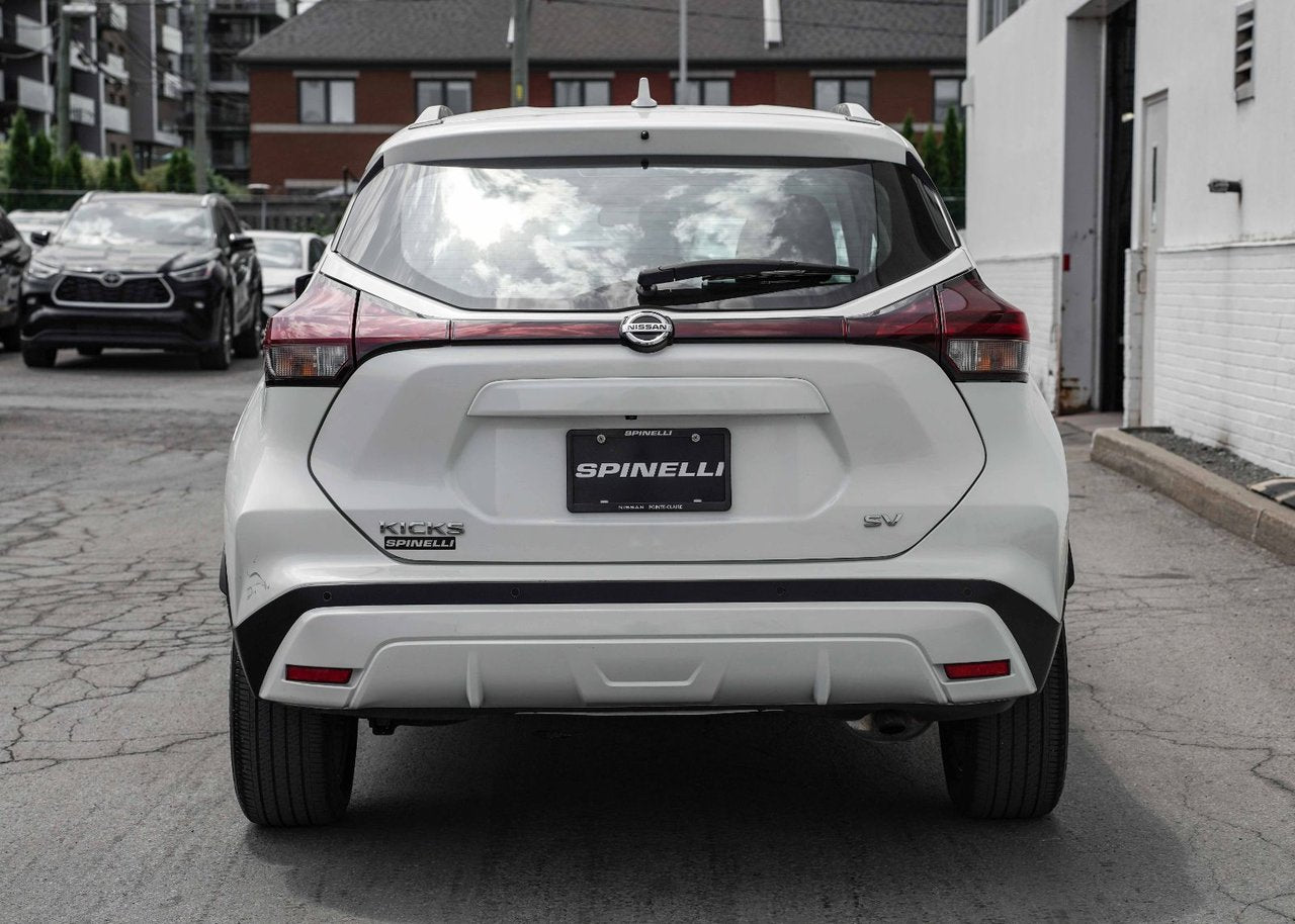 2021 Nissan Kicks SV FWD