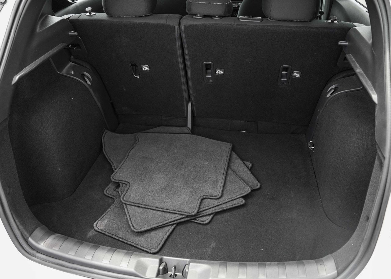 2021 Nissan Kicks SV FWD