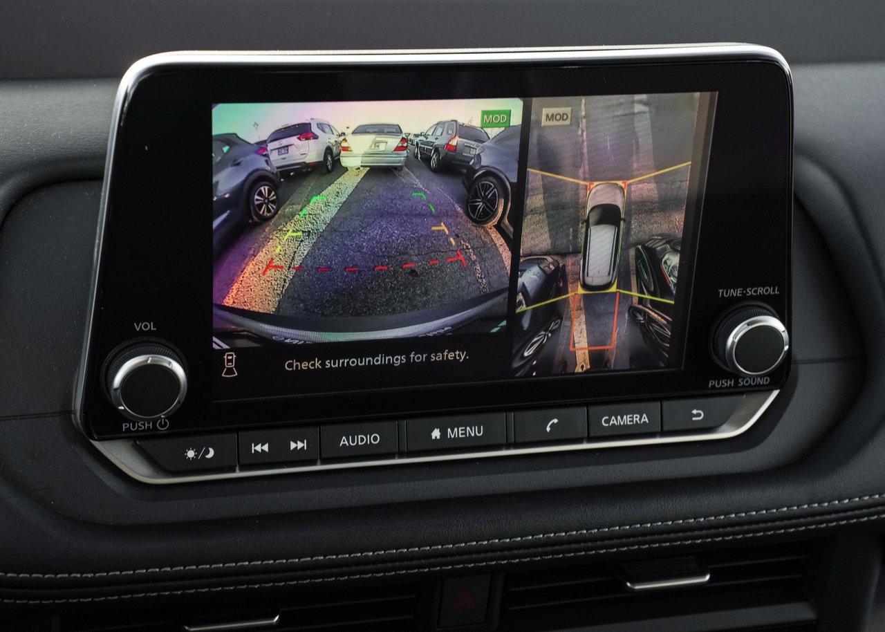 2023 Nissan Rogue SV AWD SUNROOF