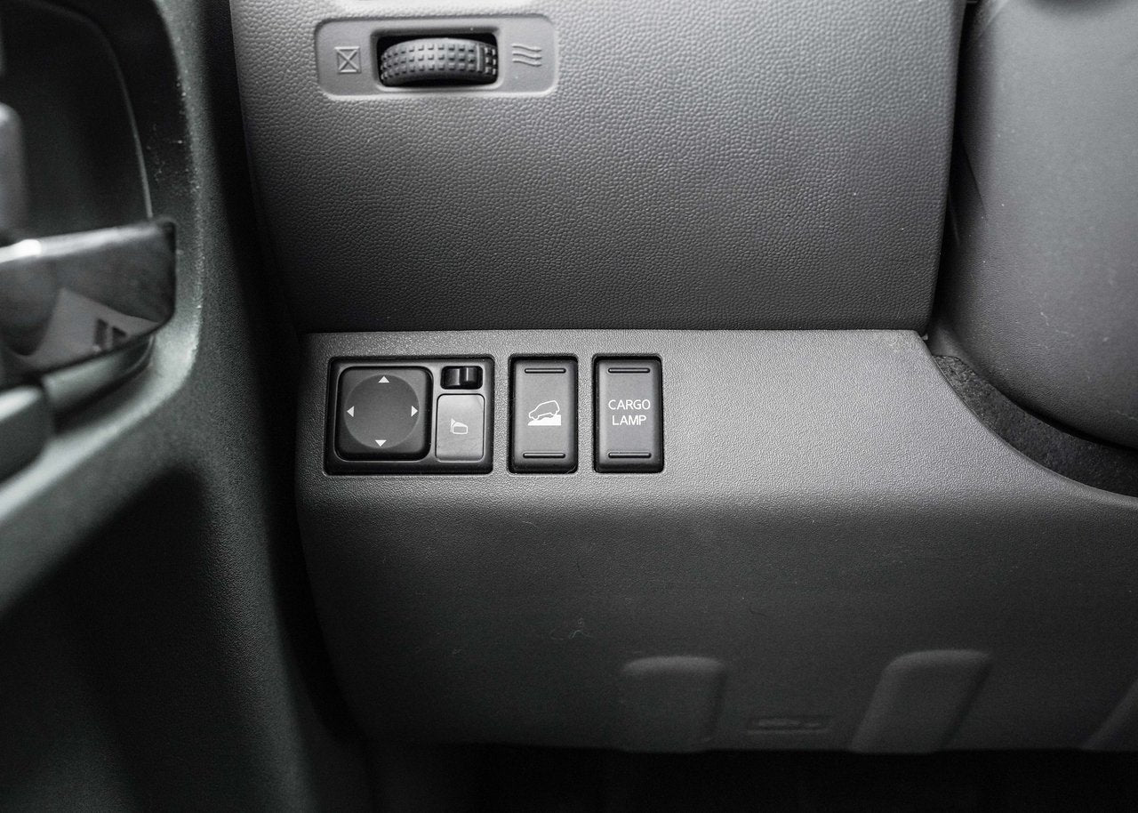 2016 Nissan Frontier SV AWD CREW CAB