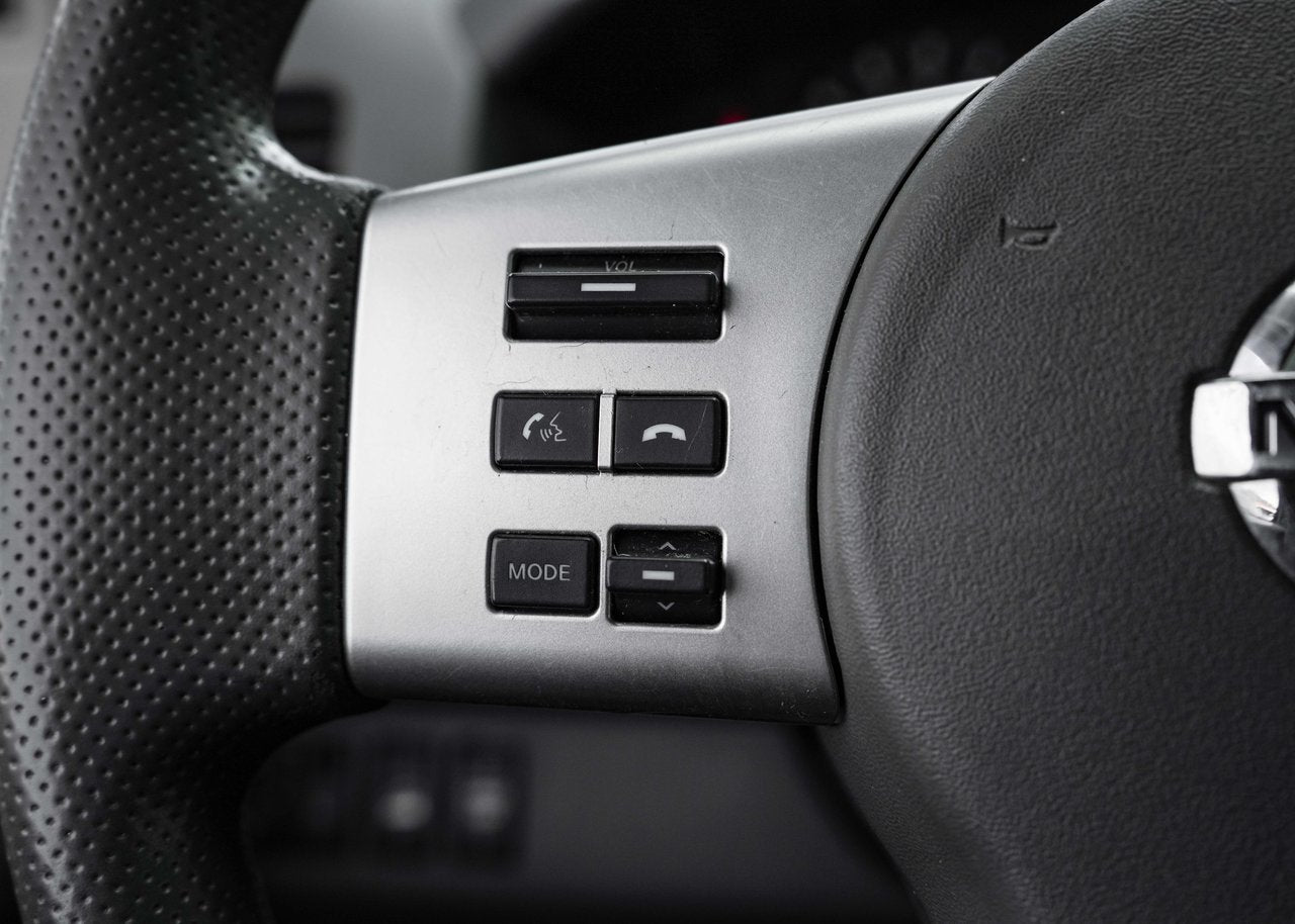 2016 Nissan Frontier SV AWD CREW CAB