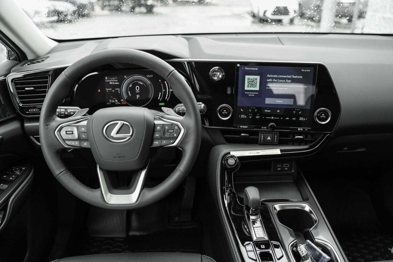 2025 Lexus NXH PREMIUM