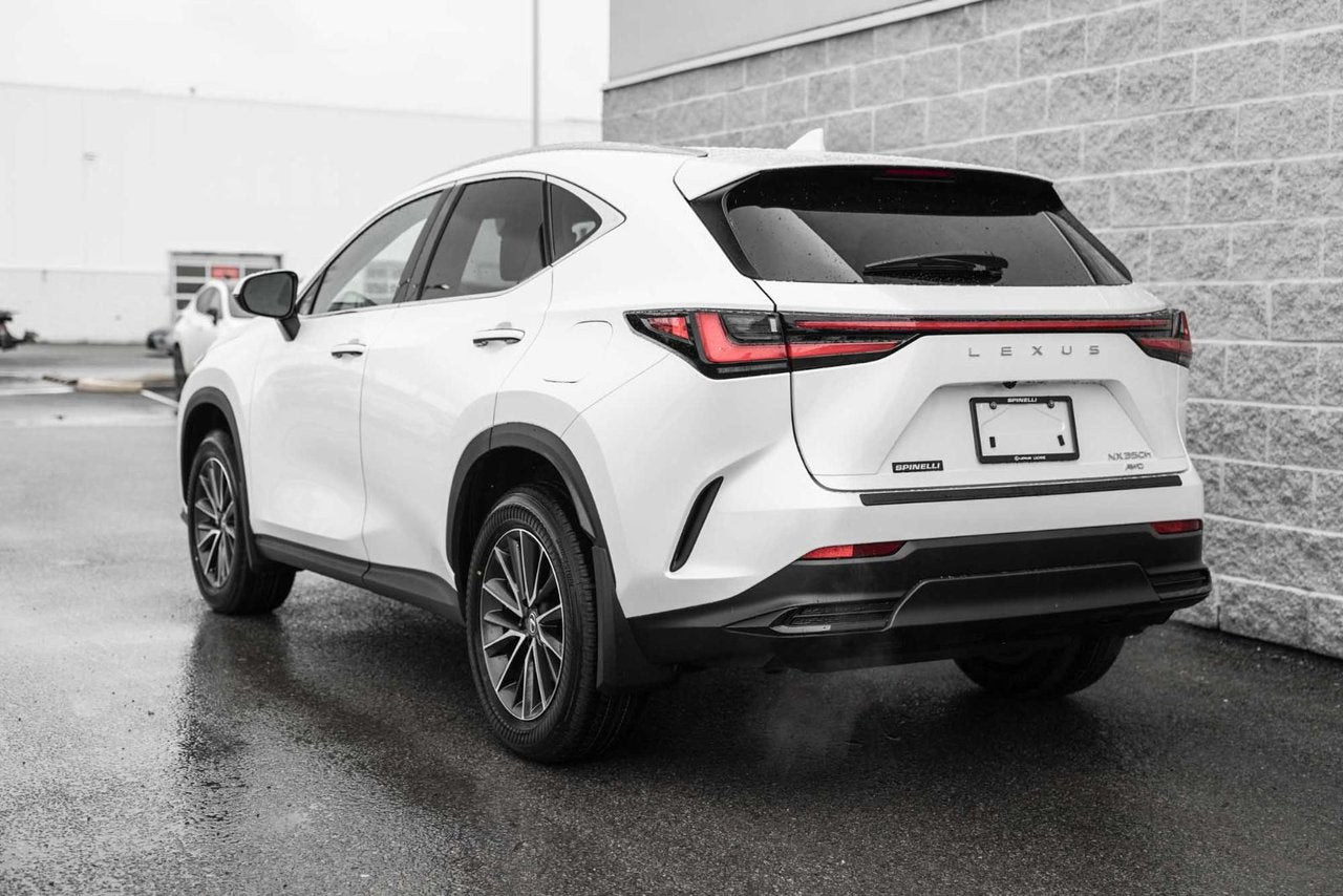 2025 Lexus NXH PREMIUM