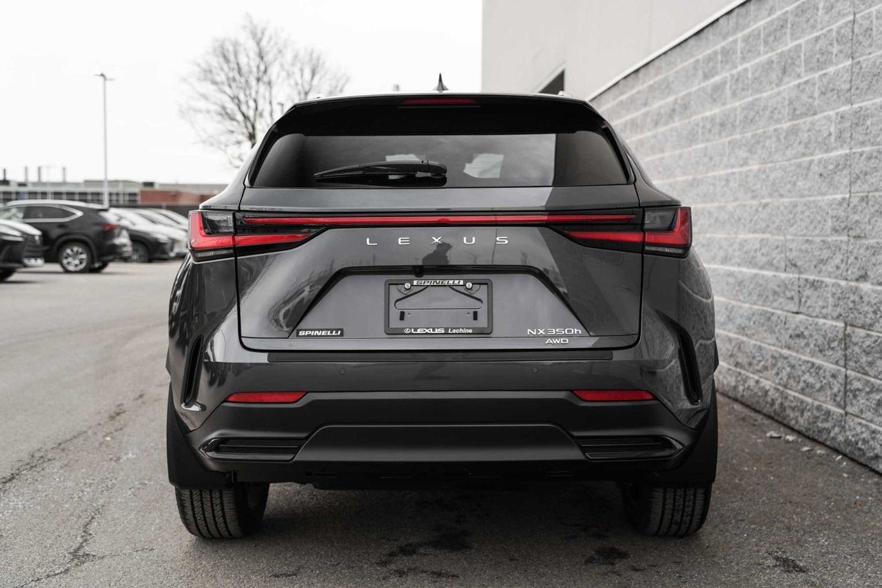 2025 Lexus NXH LUXURY