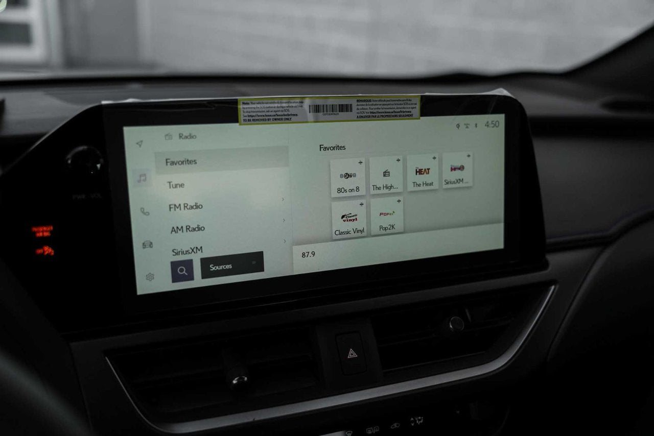 2025 Lexus UXH NONE