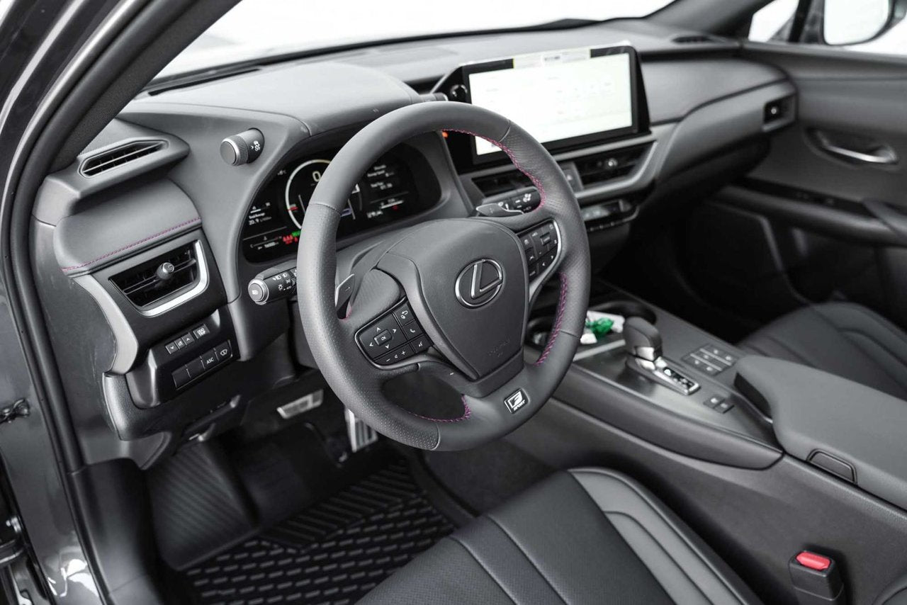 2025 Lexus UXH NONE