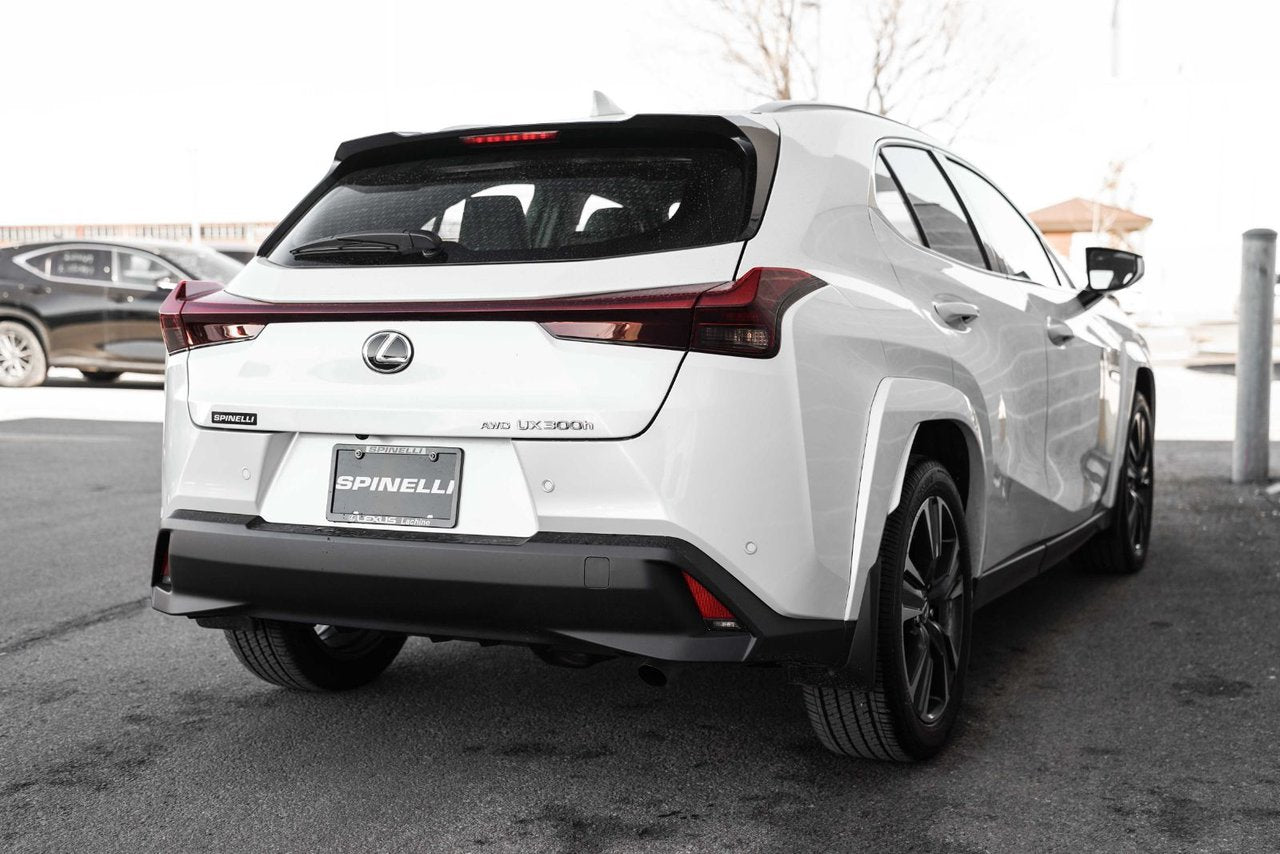 2025 Lexus UXH LUXURY