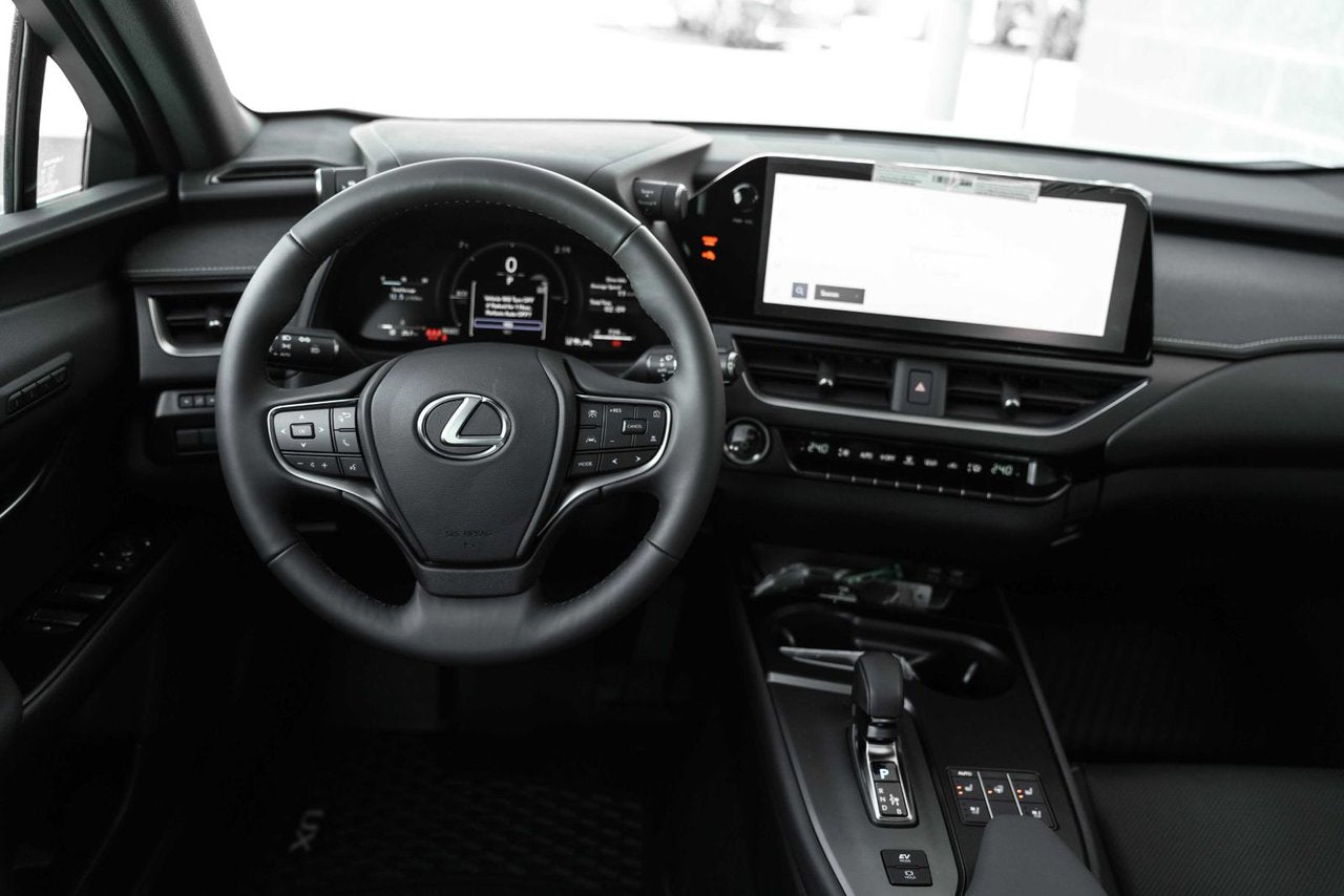 2025 Lexus UXH LUXURY