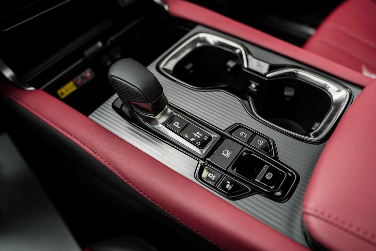 2025 Lexus RX STD