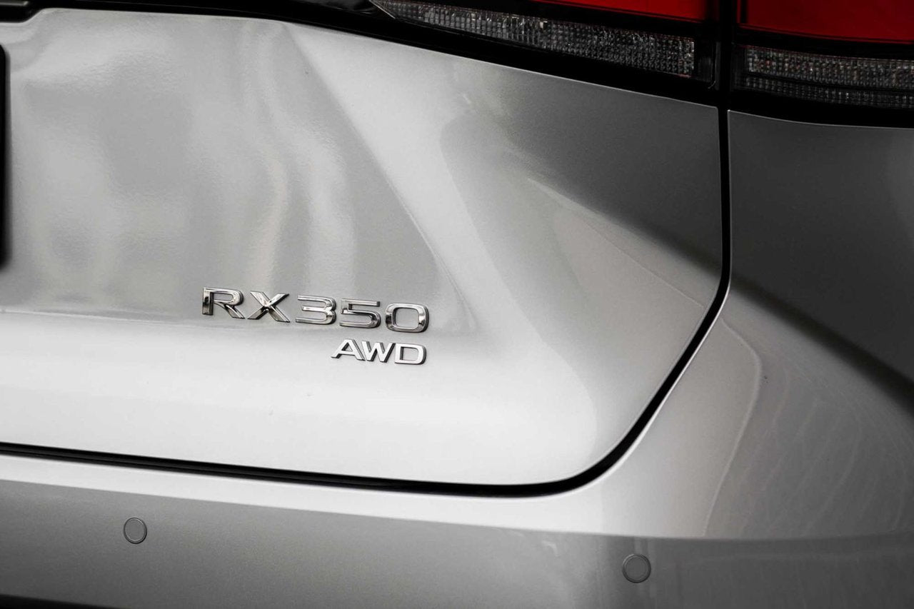 2025 Lexus RX STD