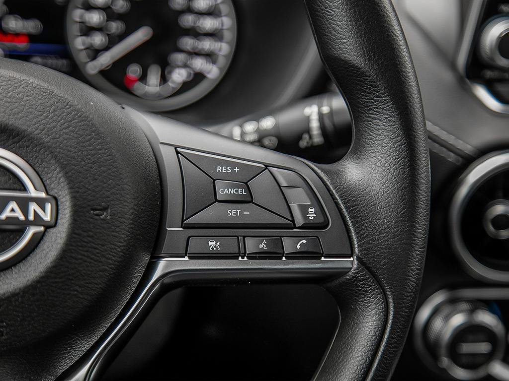 2025 Nissan Sentra SV MOONROOF