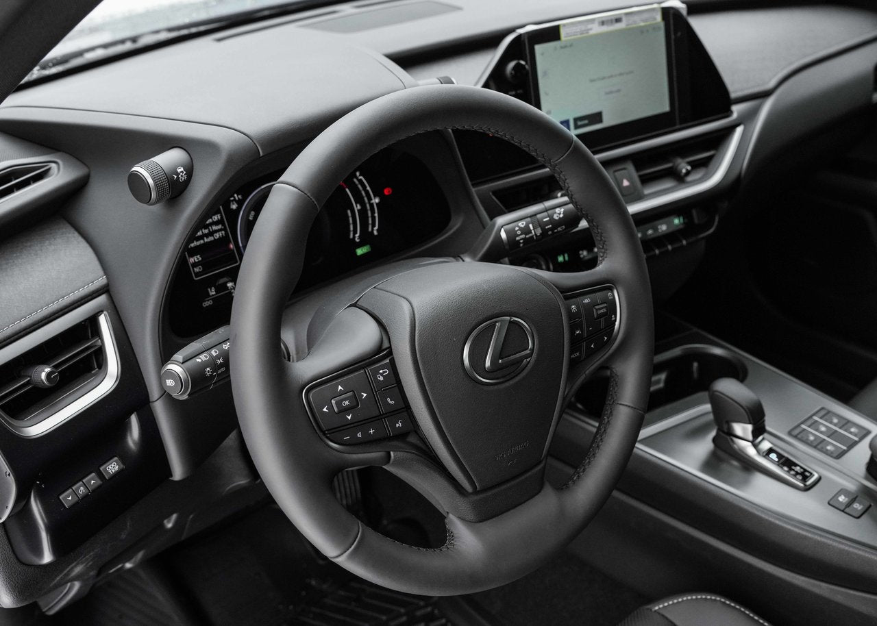 2025 Lexus UX UX 300h, AWD PREMIUM PACKAGE