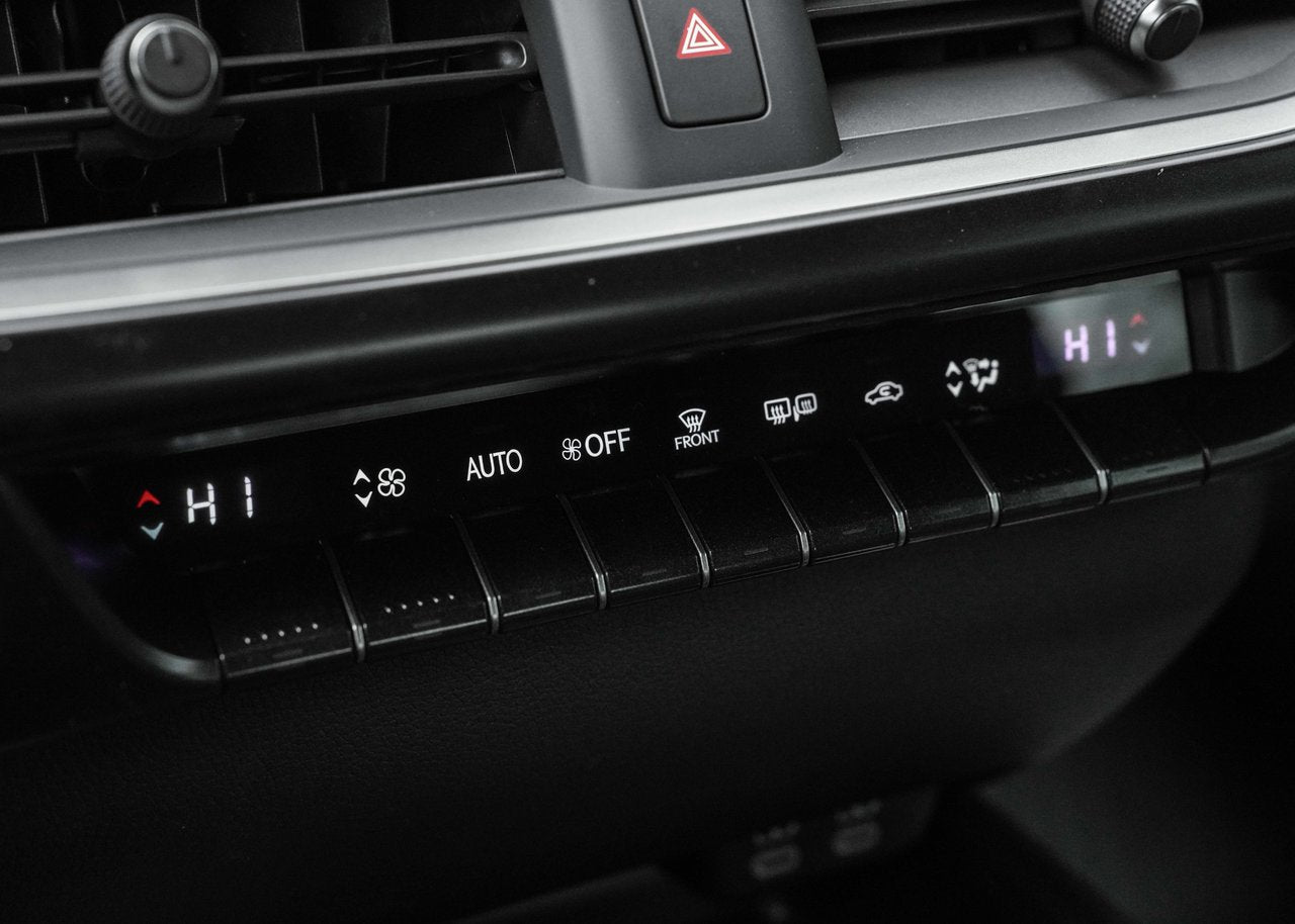 2025 Lexus UX UX 300h, AWD PREMIUM PACKAGE
