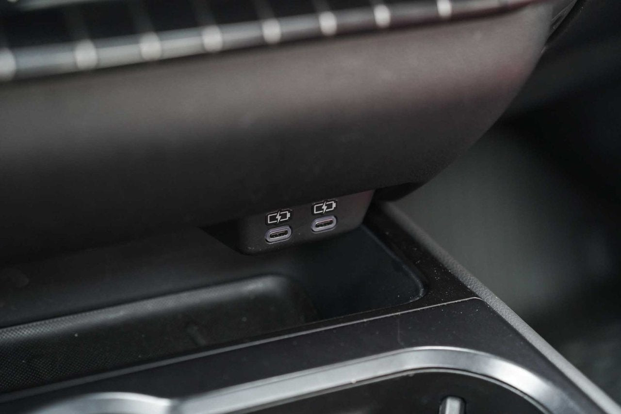 2023 Lexus UX 250h F SPORT 1 AWD BAS KM HYBRIDE CUIR TOIT