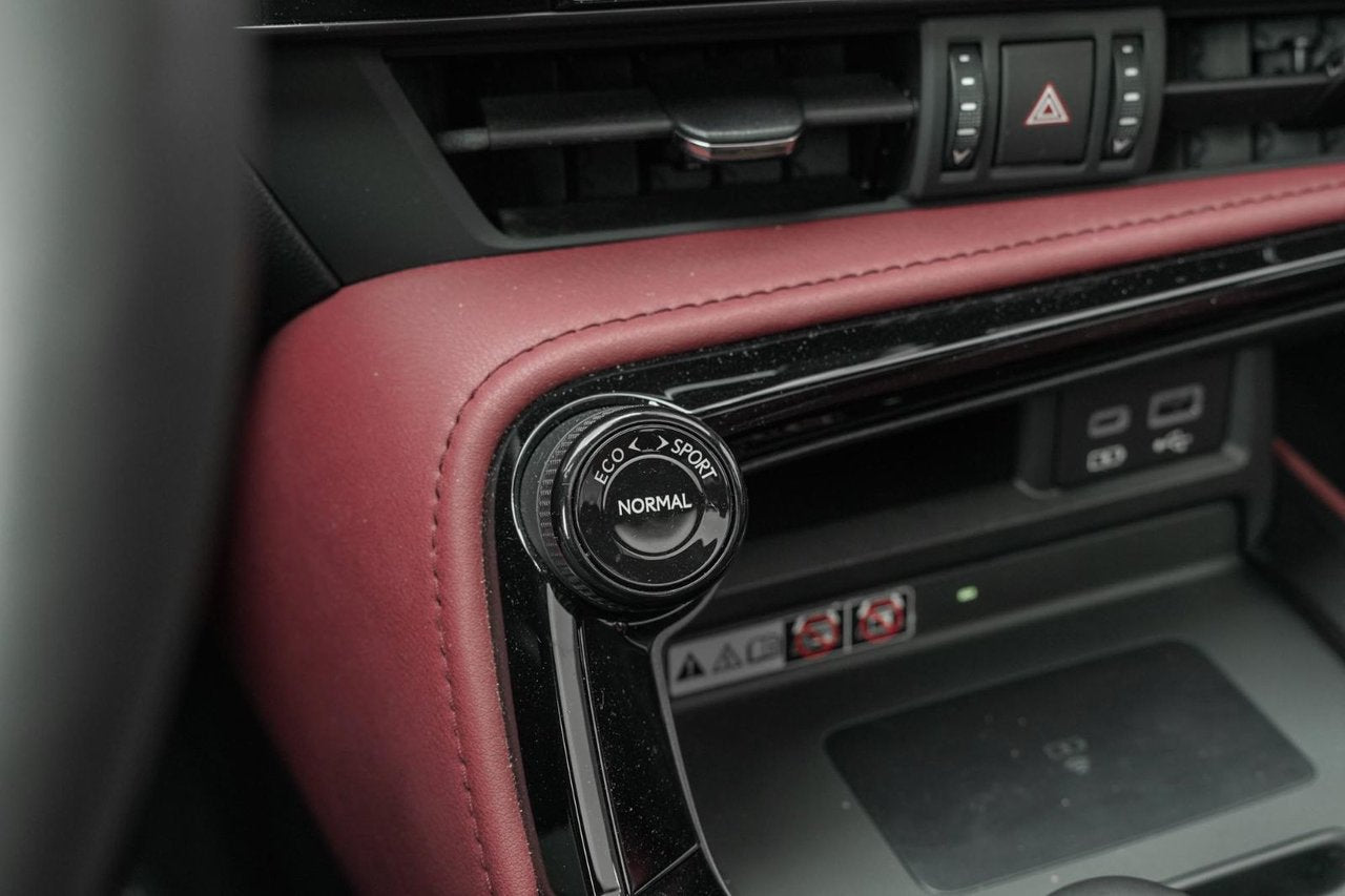 2024 Lexus NX 350h 350h LUXURY DEMO AWD CUIR TOIT PANO CARPLAY NAVI