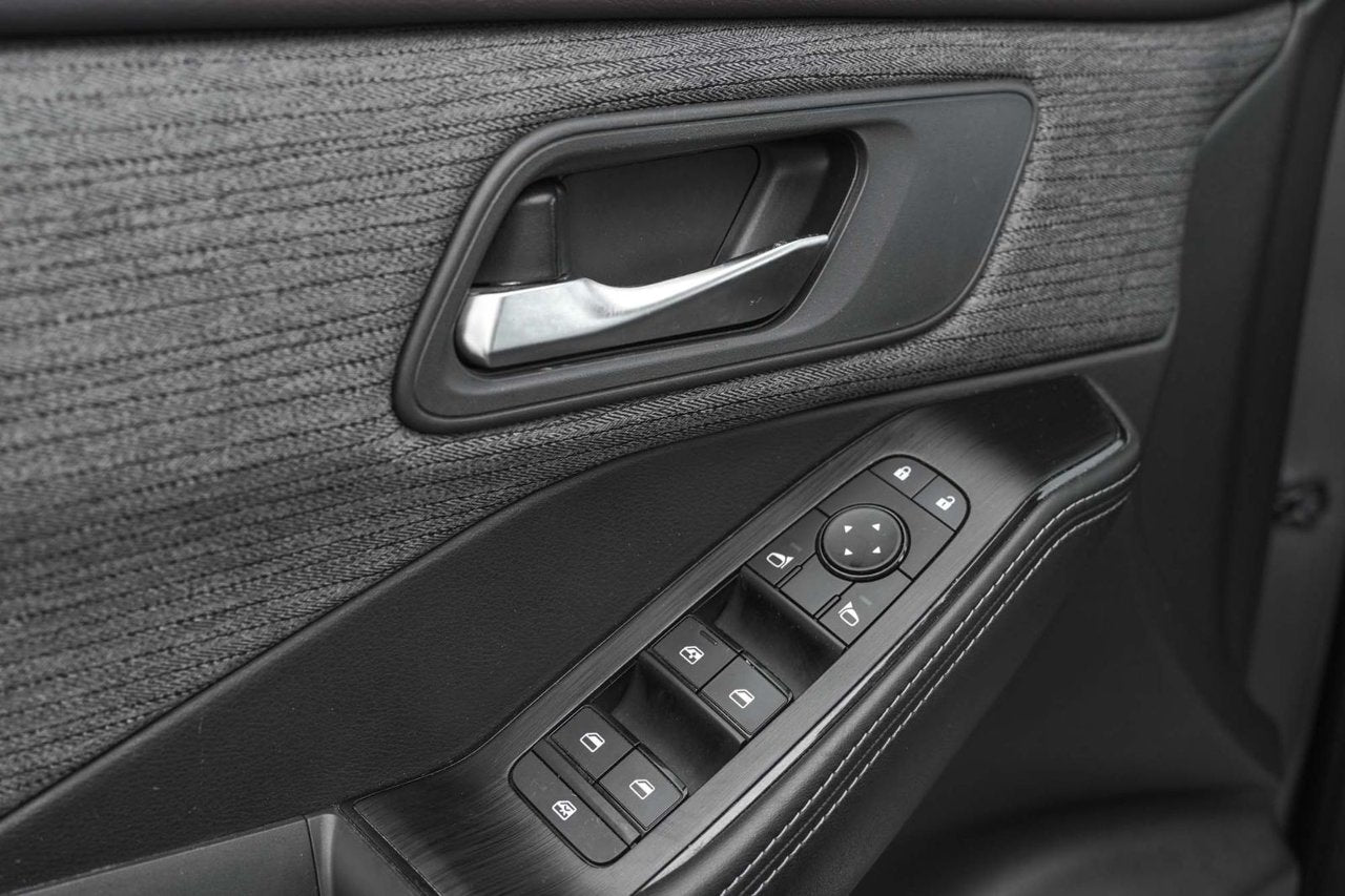 2021 Nissan Rogue SV FWD