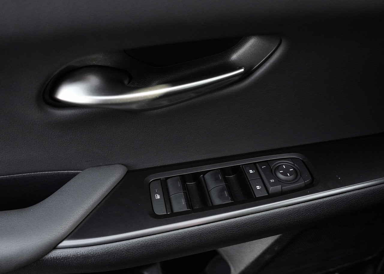 2025 Lexus UX UX 300h, HYBRID AWD PREMIUM