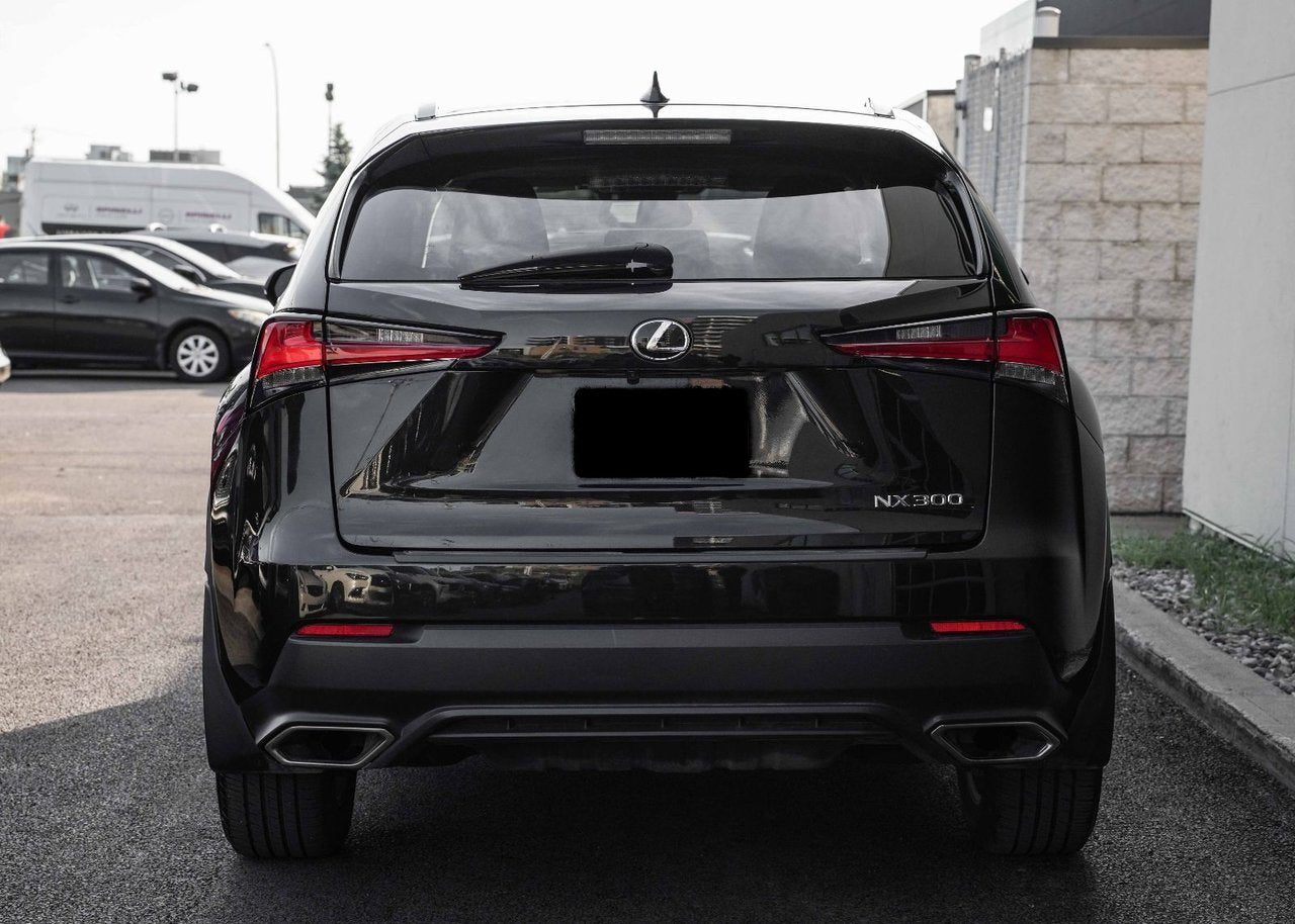 2021 Lexus NX 300 **PREMIUM PACKAGE**
