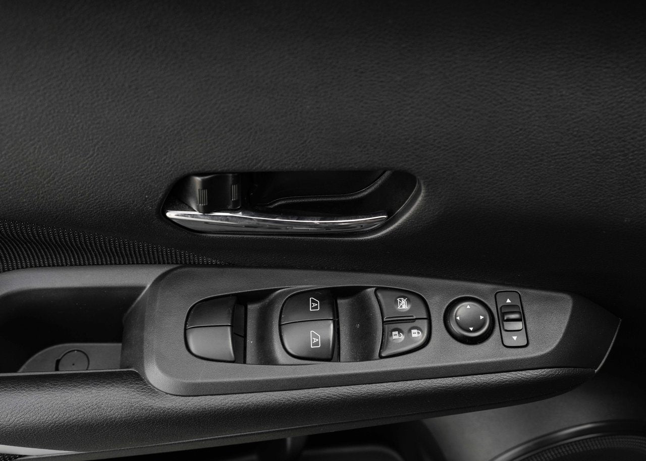 2023 Nissan Kicks SV BLACK TOP