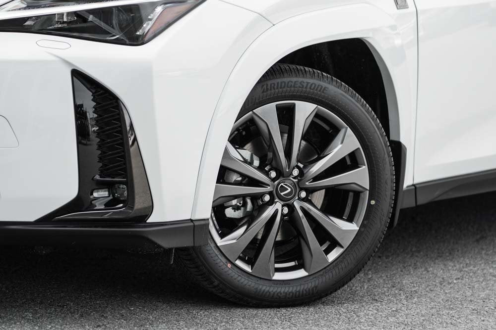 2025 Lexus UX HYBRID F SPORT