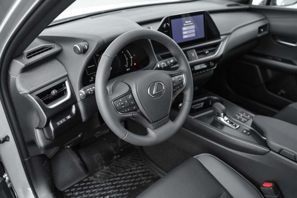 2025 Lexus UXH NONE