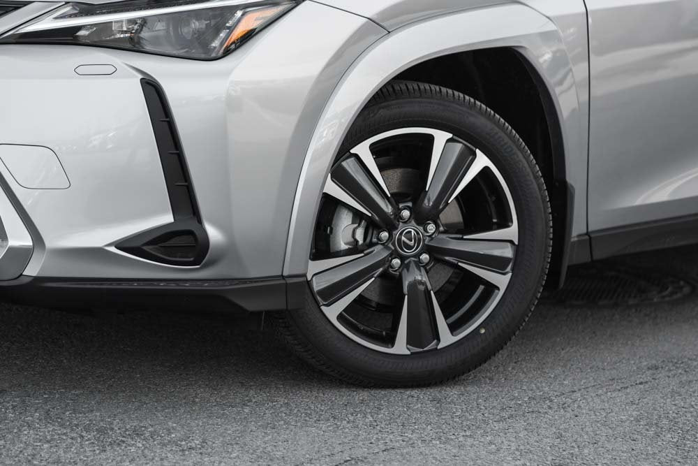2025 Lexus UXH NONE