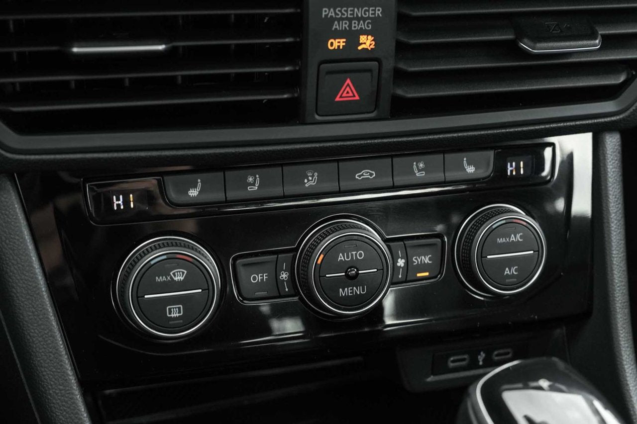 2022 Volkswagen Jetta HIGHLINE/KEYLESS/TOIT/BEATSAUDIO/VENT SEATS
