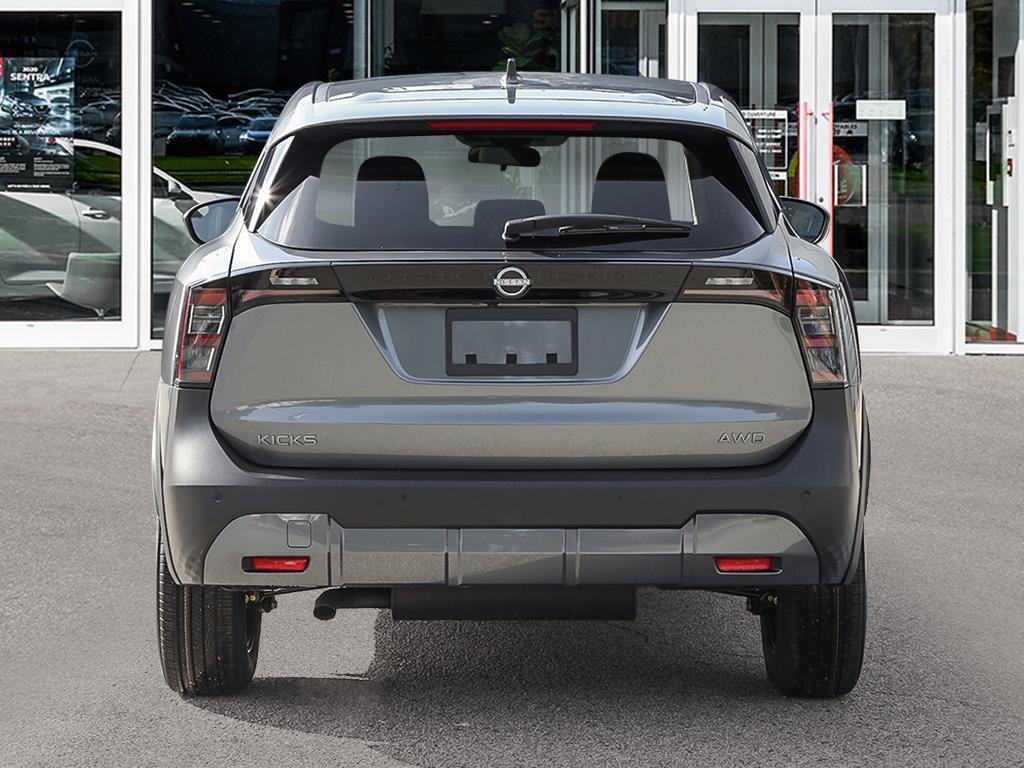 2025 Nissan Kicks SV