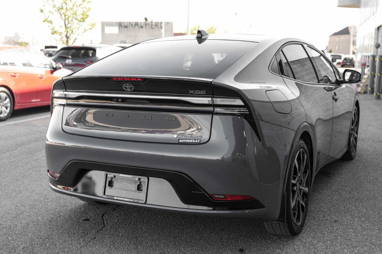 2024 Toyota PRIUS PRIME XSE PREMIUM