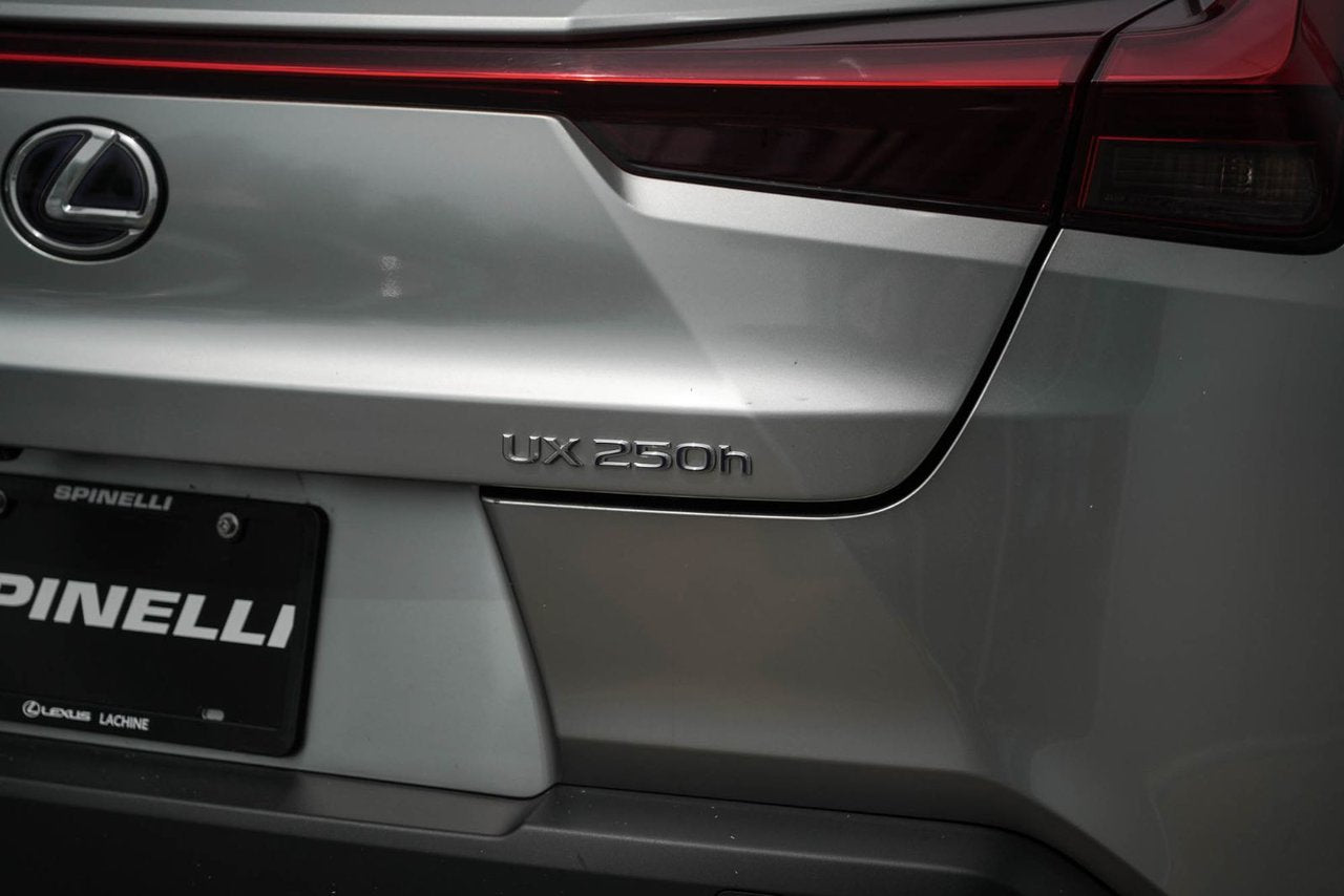 2021 Lexus UX 250h PREMIUM AWD BAS KM CUIR TOIT CARPLAY