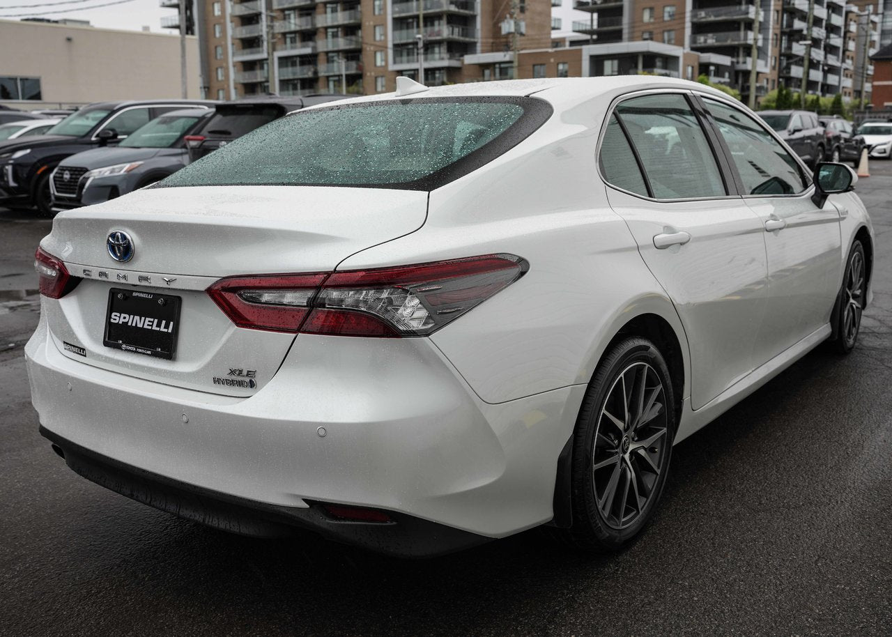 2021 Toyota Camry XLE HYBRID