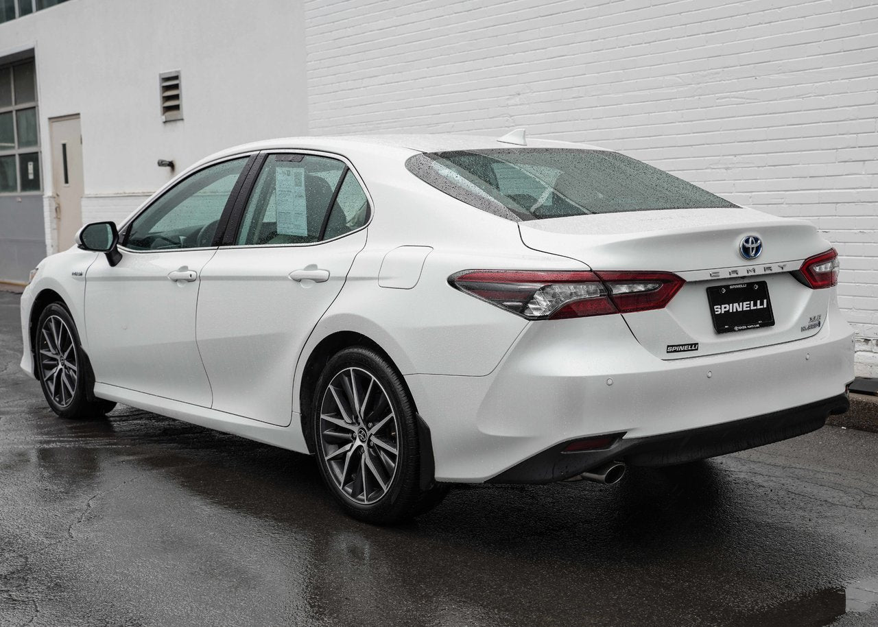 2021 Toyota Camry XLE HYBRID