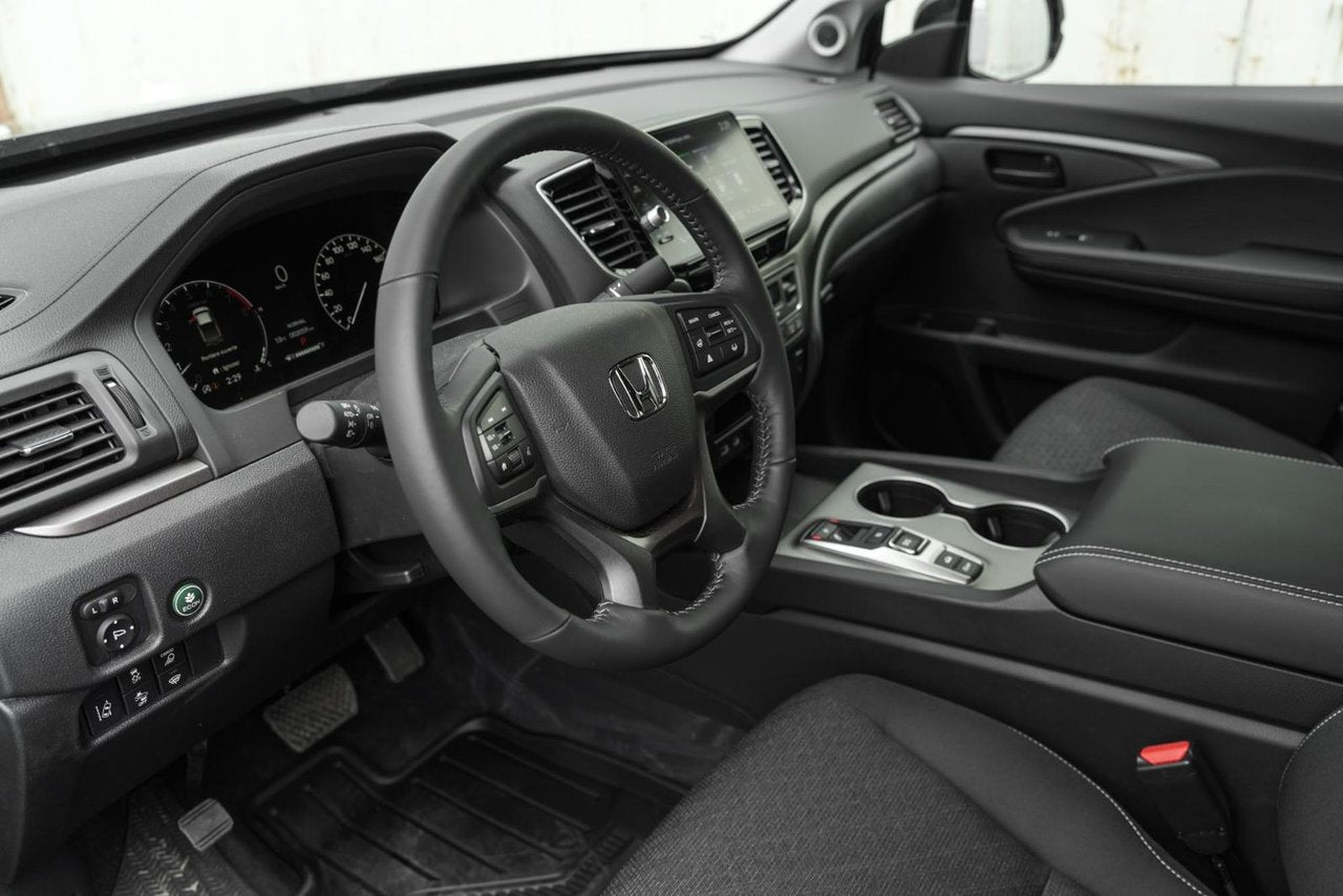 2025 Honda Ridgeline SPORT AWD; TOIT CAMERA ANGLES MORT SIEGE CHAUFFANT