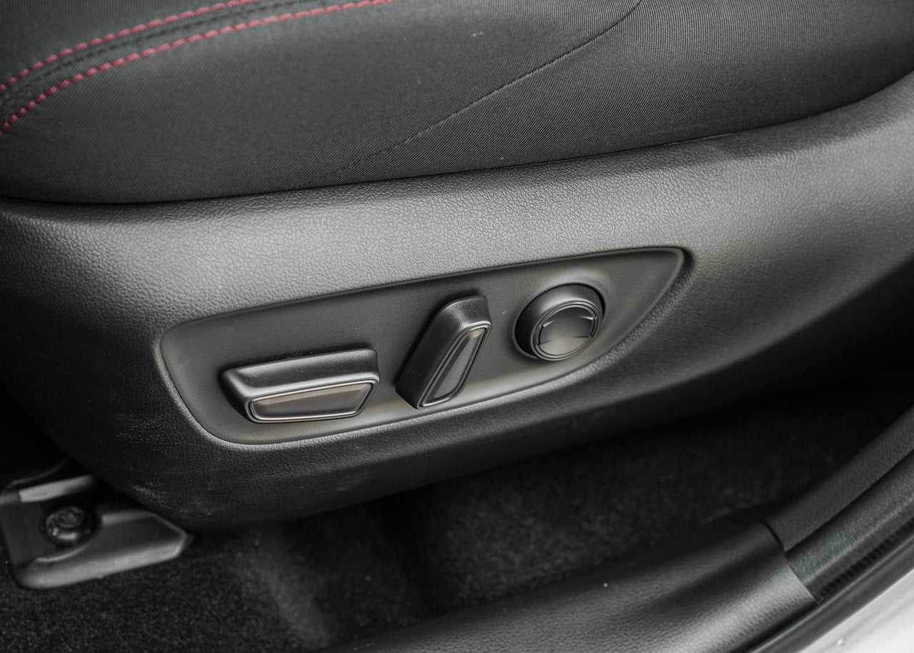 2024 Toyota RAV4 Prime SE