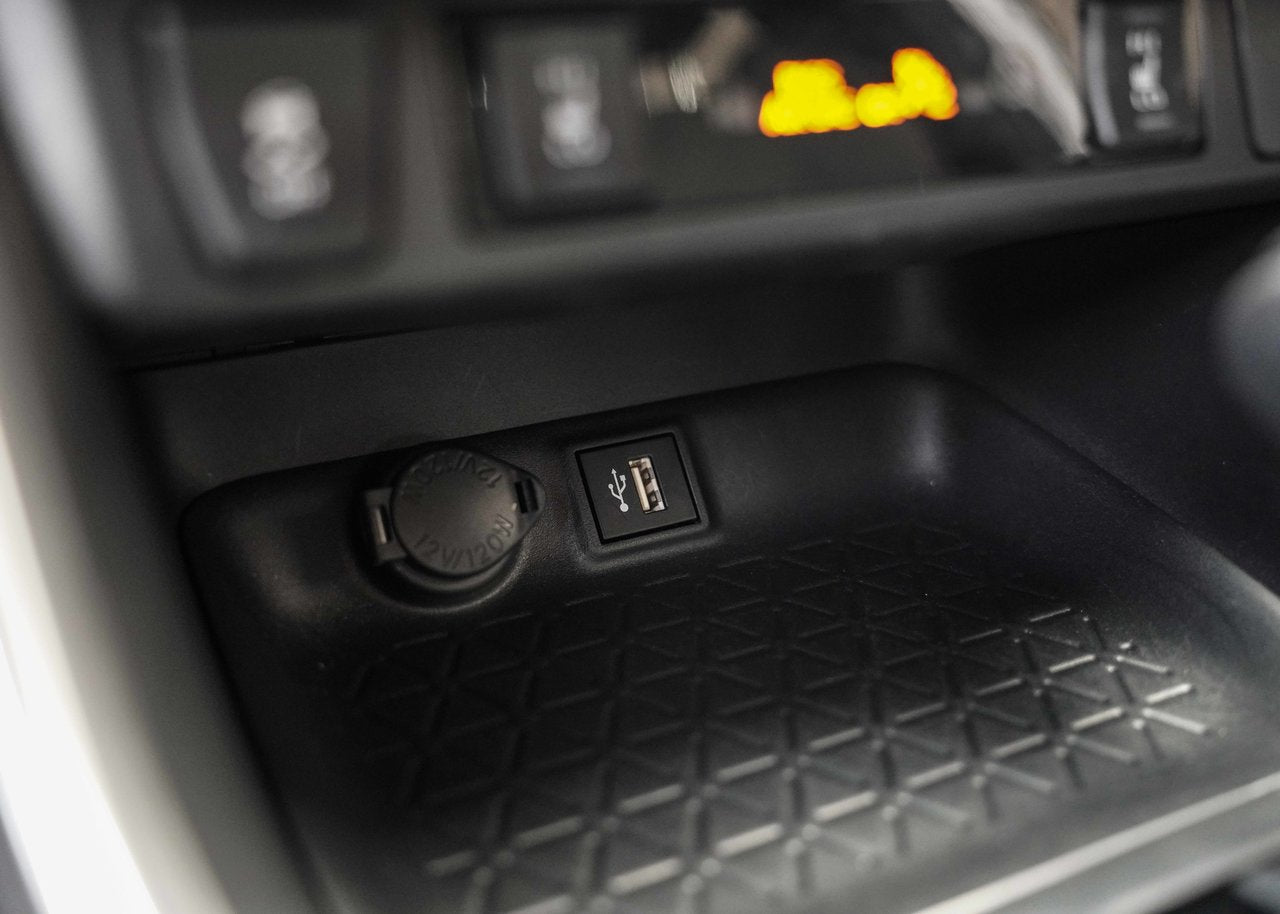 2024 Toyota RAV4 Prime SE