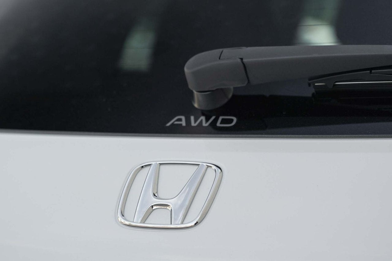 2026 Honda HR-V EX-L AWD; CUIR TOIT CAMERA ANGLES MORT MAGS 18''
