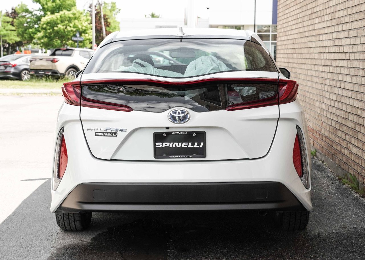 2021 Toyota PRIUS PRIME UPGRADE