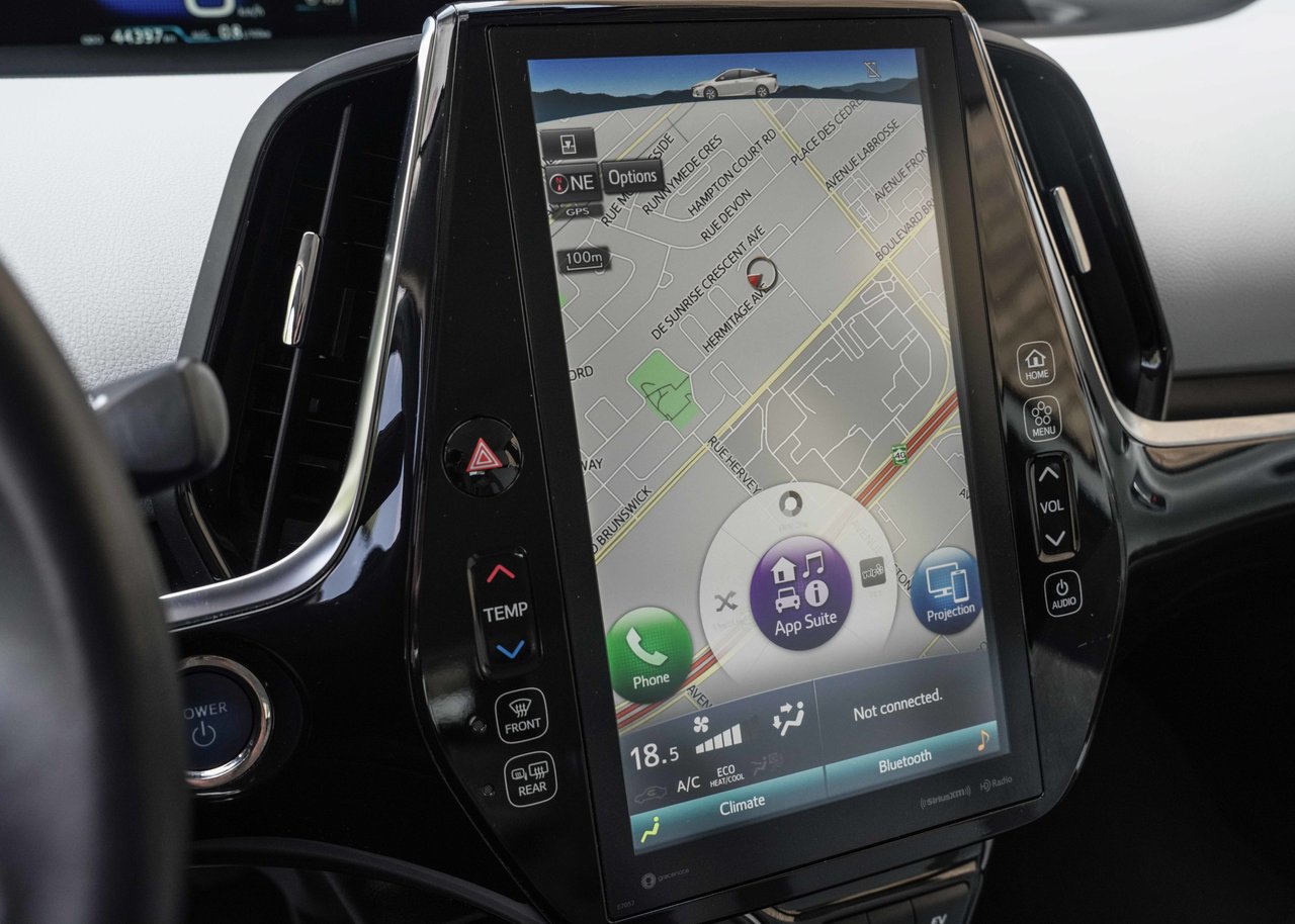 2021 Toyota PRIUS PRIME UPGRADE
