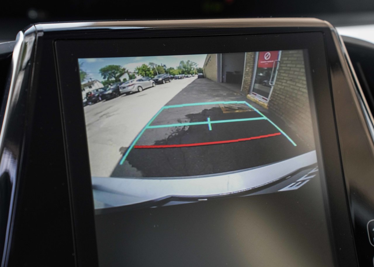 2021 Toyota PRIUS PRIME UPGRADE