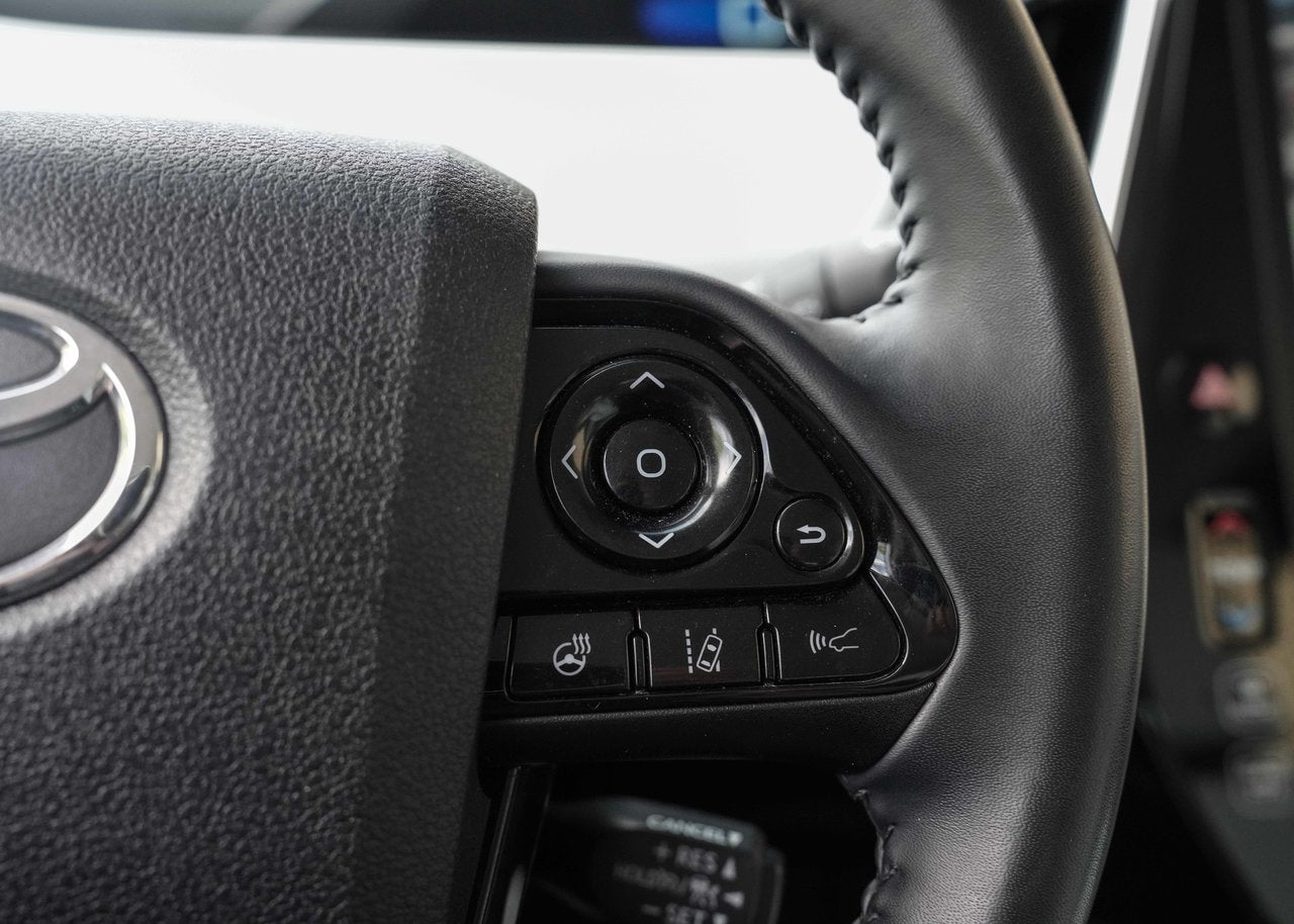 2021 Toyota PRIUS PRIME UPGRADE