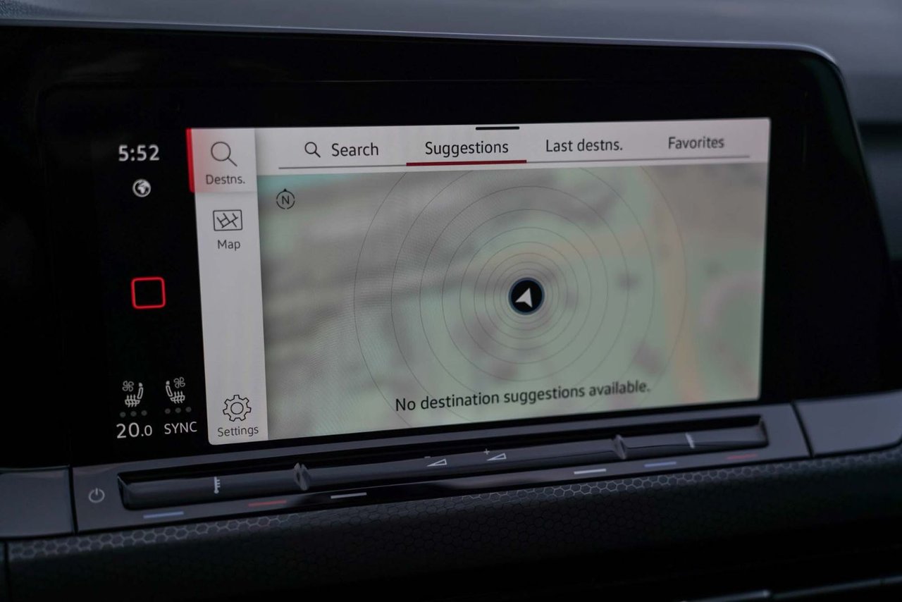 2024 Volkswagen Golf GTI PERFORMANCE/HUD/KEYLESS/VENTED SEATS/HARMAN KARDON